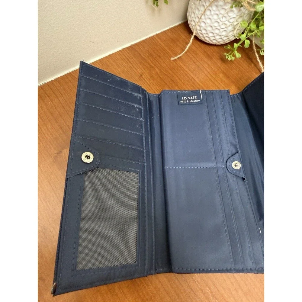 Nautica Wallet American With RFID EUC